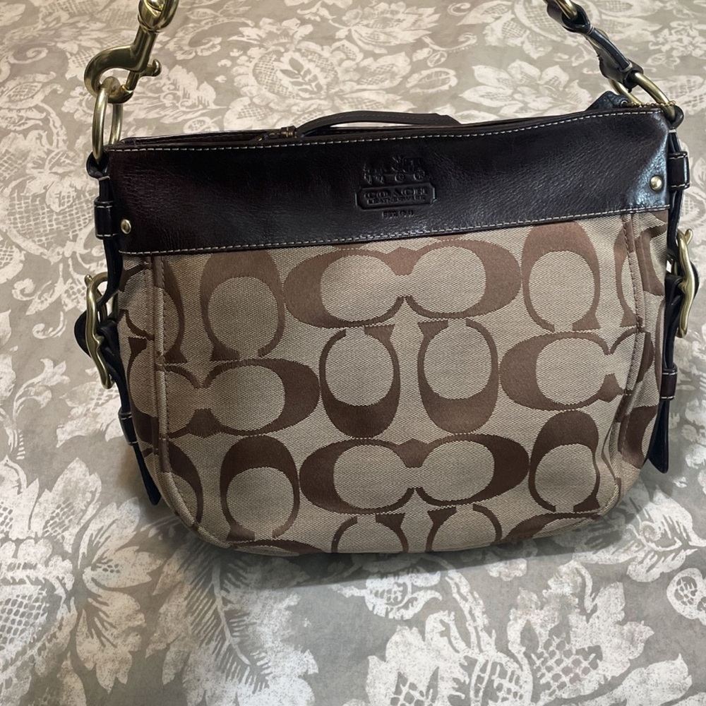 Coach brown/ tan purse